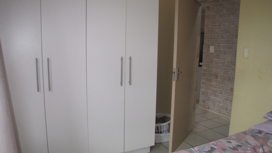 2 Bedroom Property for Sale in Cambridge West Eastern Cape